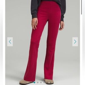 EUC Lululemon Brushed Softstreme Ribbed Zip Flared Pant 32.5". Size 8